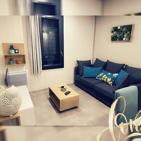 Le Chalet De La Presquile กิฟโฟมองต์-ช็องโปแบร์ ภายนอก รูปภาพ
